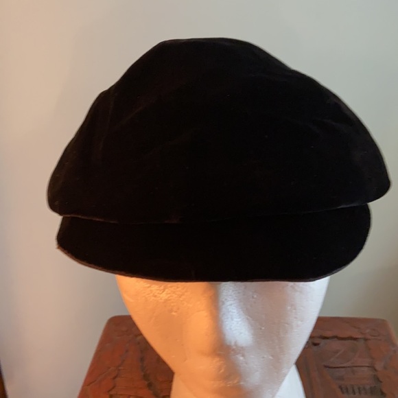 Vintage Black Velvet hat cap by Caprice Original - Picture 5 of 9